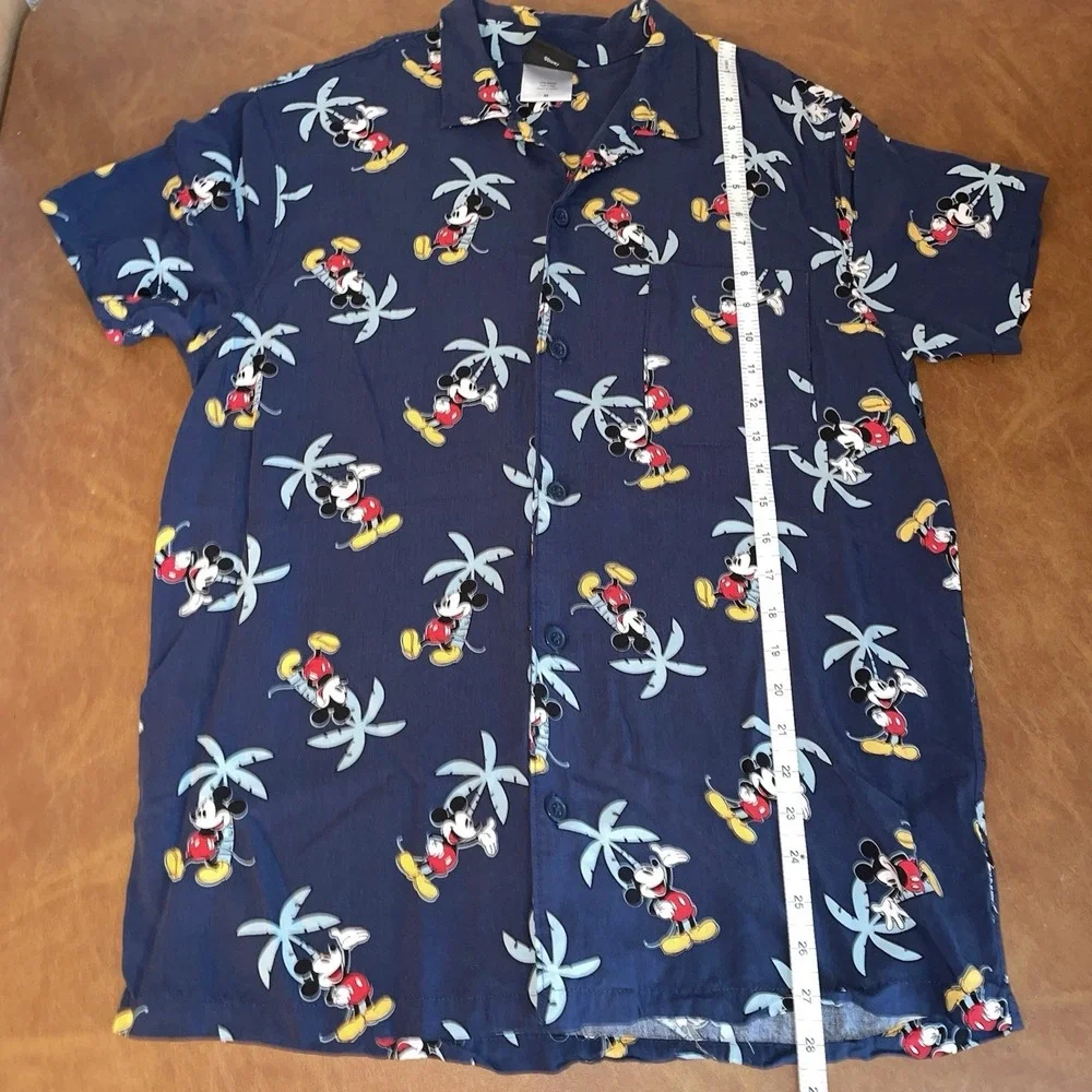Disney's Mickey Mouse Print Tropical Hawaiian Button Down Rayon Shirt Size: M‎ - Picture 8 of 9